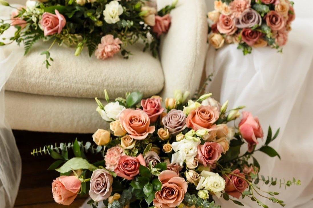Custom bridal bouquet detail by 21 Petals
